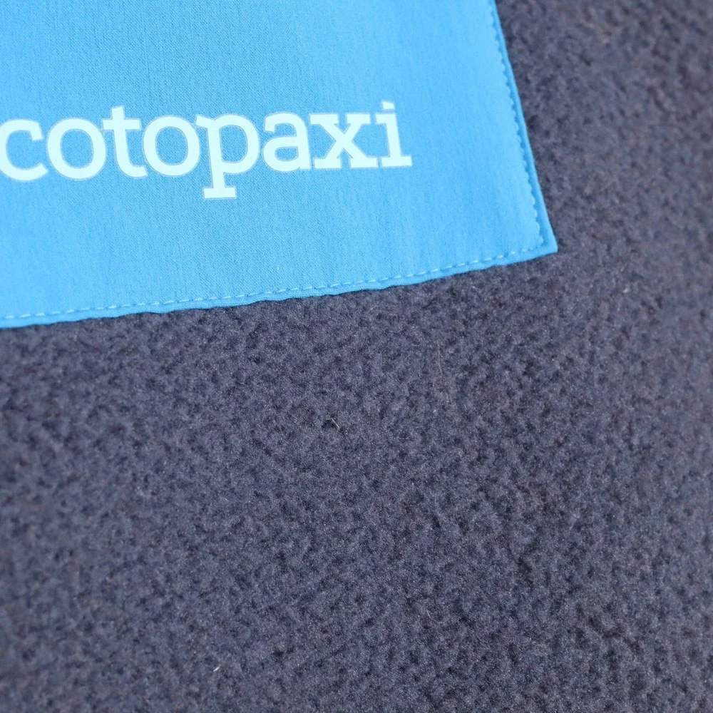Cotopaxi Fleece Joggers Mens Medium Navy Blue Tapered Knee Overlay Hiking Pants